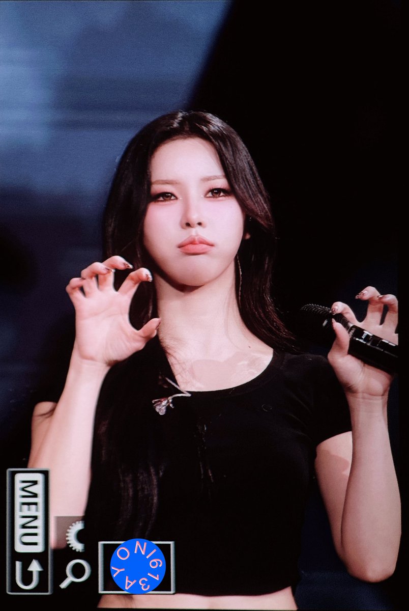 ayoni613's tweet photo. 251108 콘서트 리허설 프리뷰

같이 놀자🥳🥳

#아연 #ayeon #위엔 #yuan 
#젠블루 #GENBLUE #幻藍小熊 
#BADASS #MIRROR 
@GENBLUE_ten https://t.co/c7ifDuAwEP