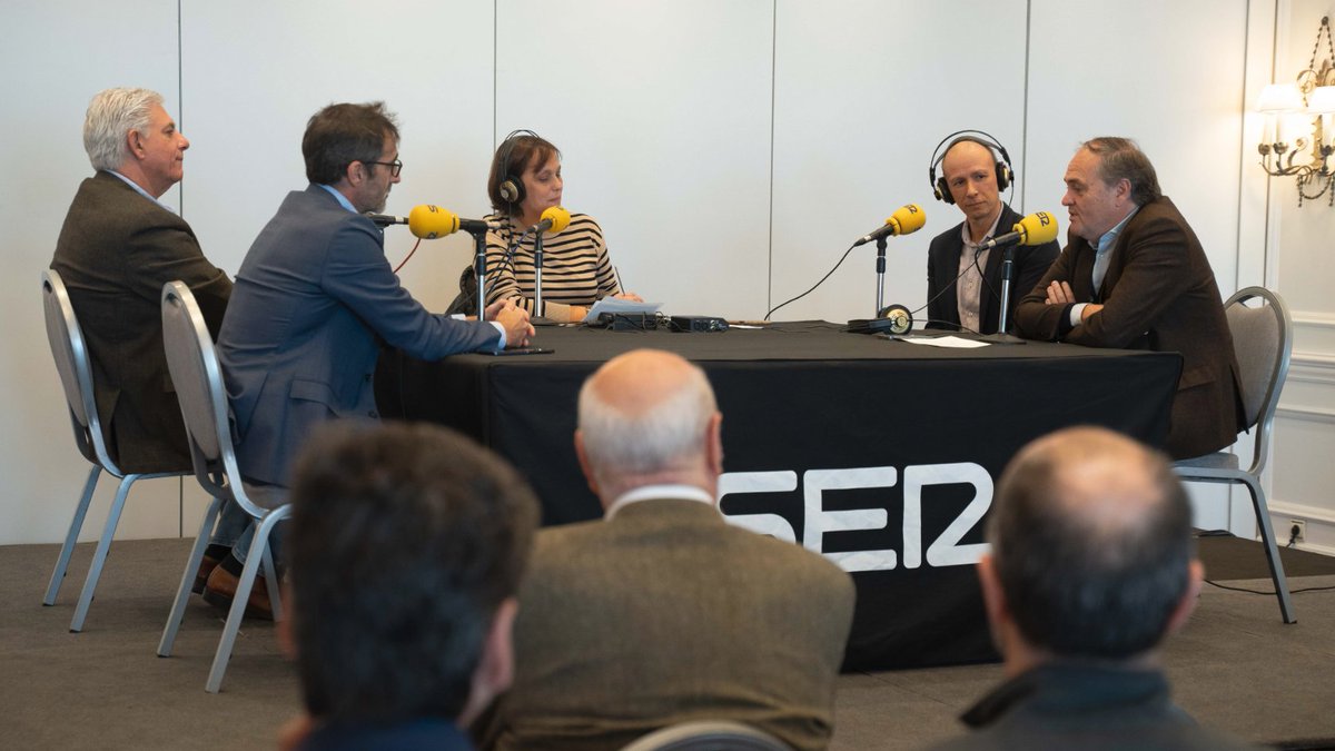 💙 Participamos en el encuentro de entidades centenarias de San Sebastián, junto a referentes como el <a href="/orfeoia_orfeon/">Orfeón Donostiarra - Donostiako Orfeoia</a>, <a href="/RealSociedad/">Real Sociedad Fútbol</a> o <a href="/RadioSnSn/">Radio San Sebastián</a>.

Un espacio para compartir legado, historia, retos y compromiso con la ciudad.

Escúchalo aquí 🔗 cadenaser.com/euskadi/2025/1…