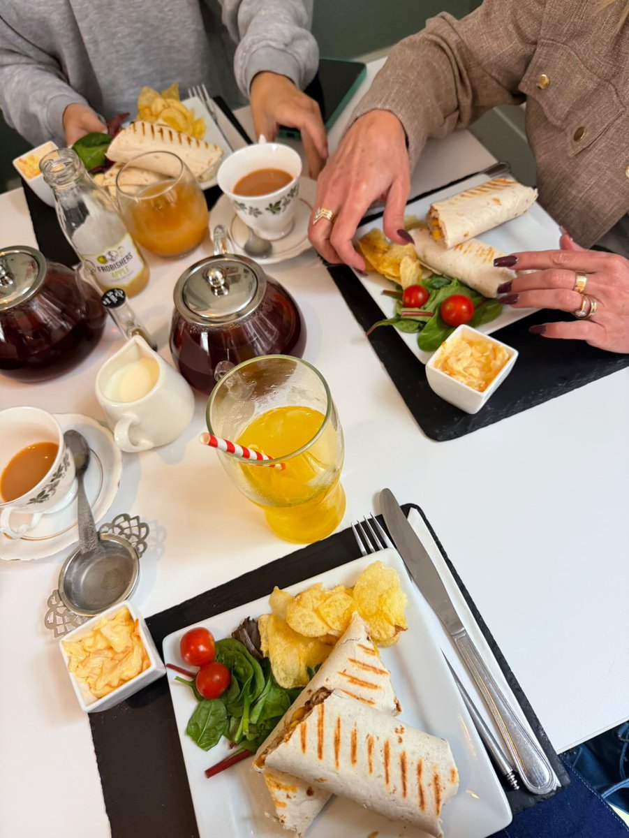 Did somebody say a <a href="/LiquidJadeHull/">Liquid Jade</a> lunch? 🥗☕

Nestled just off Whitefriargate, it’s the ideal spot to unwind and enjoy some delicious food in the heart of the city! 💚

Open 10am – 4pm!

#Whitefriargate