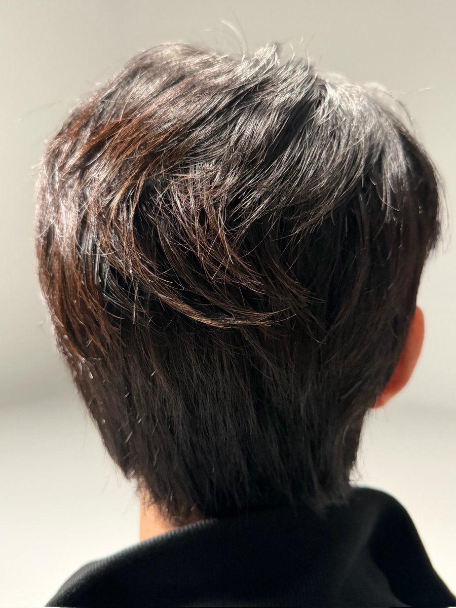 251108 CHANYEOL 🍒

"Let's talk about 3,4,5 next time!!"

[sends pic]

"Bye~~~~"

#찬열버블