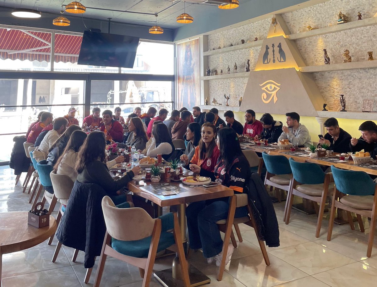 uAUNIAKU's tweet image. KAMPÜSLERİN TEK EFENDİSİ!

Güz dönemi tanışma kahvaltımızı gerçekleştirdik.
Katılan herkese teşekkür ederiz. 

#ultrAslanUNI