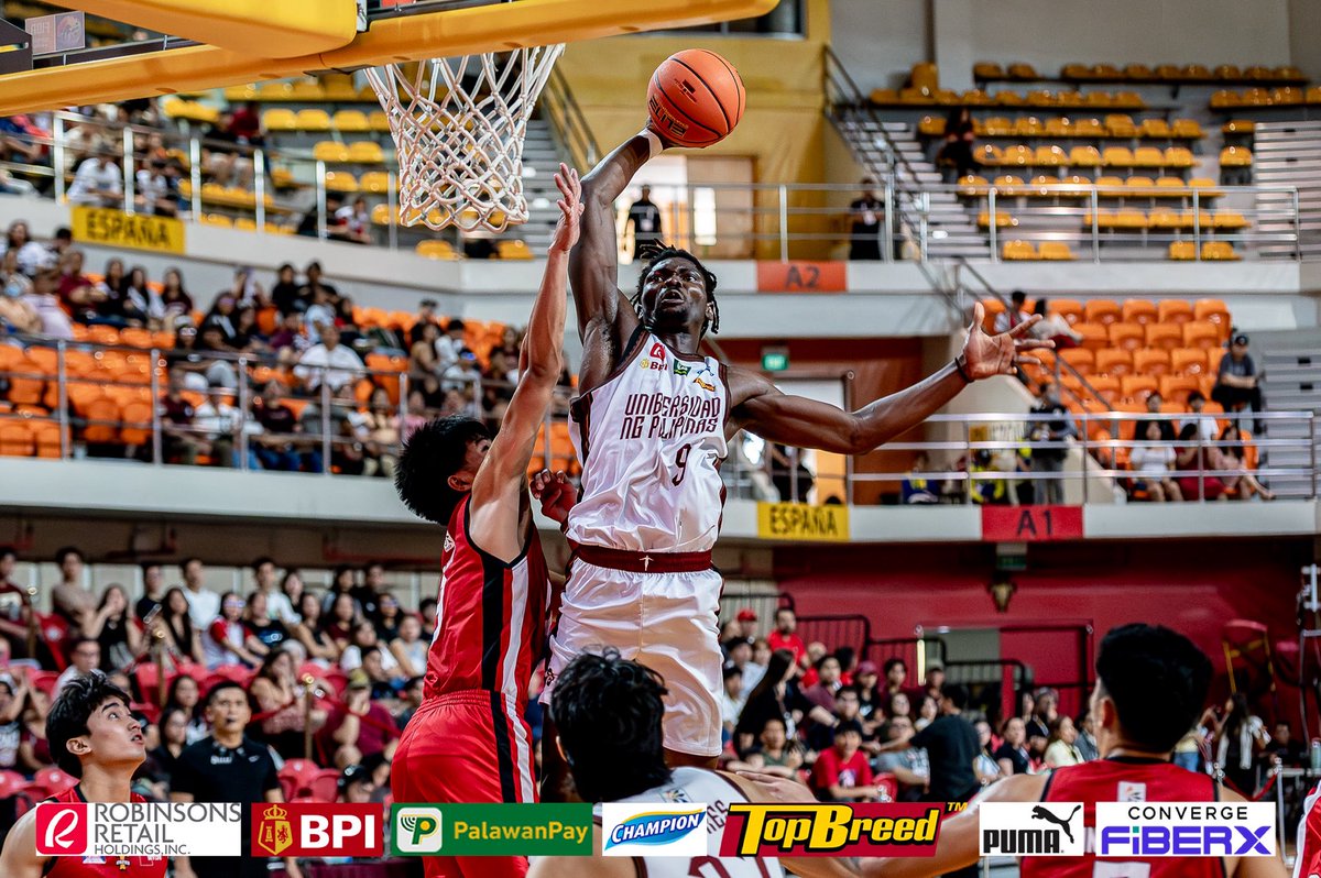 SEAN SHINE ☀️

The UP Fighting Maroons took flight to its eight win after beating the UE Red Warriors, 70-61, November 8, at the UST Quadrecentennial Pavilion.

State U now holds an 8-3 record to stay a hold on the solo-second spot.

📸 Steve Marion

#UPFight #nowheretogobutUP