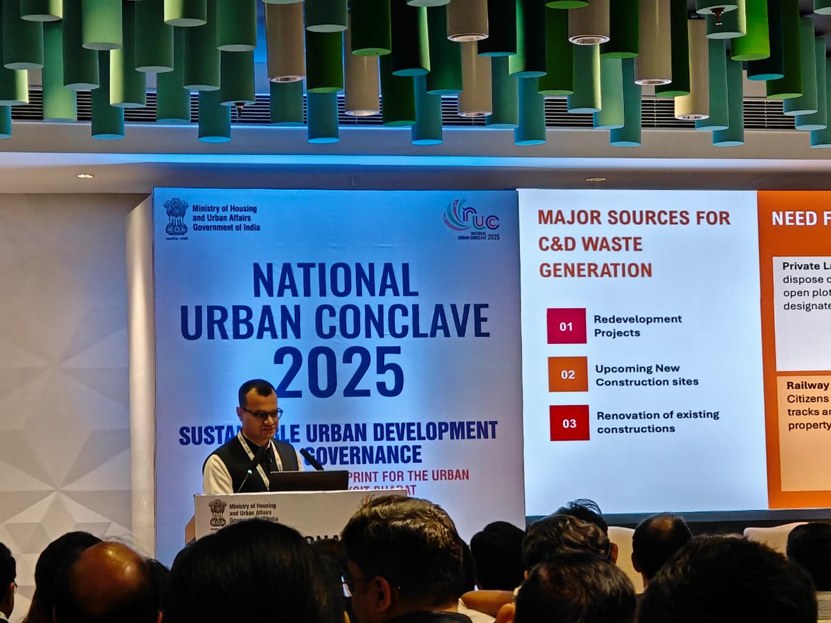 SwachhBharatGov's tweet photo. The session focussed on National and Global Policy Perspective, Implementation Approach & Best Practices, Standards setting and Research Advancements enhancing Utilization of C&D waste, The Industry Approach- Value for CDW and City Level Planning. #UrbanConclave #SwachhBharat https://t.co/iaWtwbHDfk