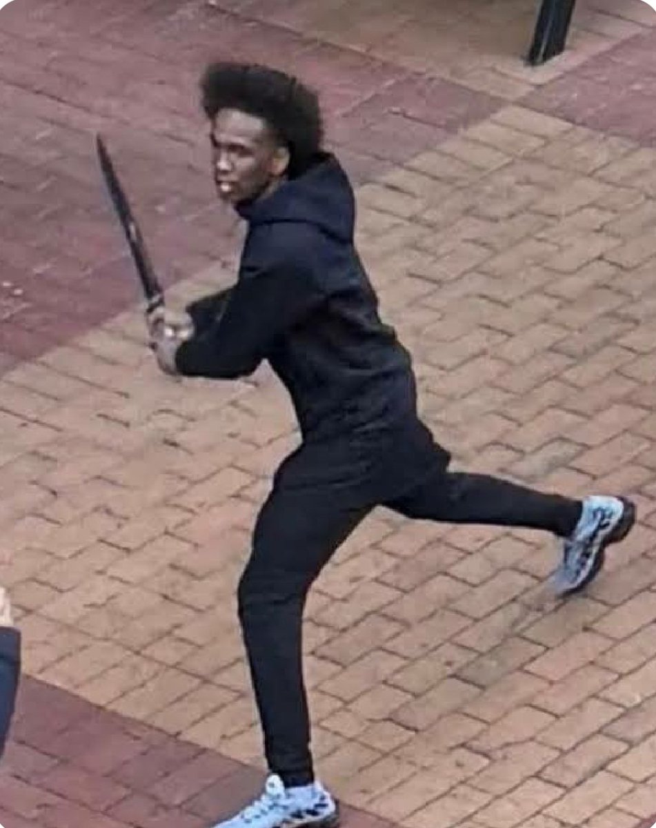 The Irishman from Africa addressed the judge  -

"I don’t understand. I wore no clothes, leave no dna.

My driver for quick getaway was outside, guarding the getaway car.

But still I was caught.

It was cry 😢 for help.

I need a smoke break, your Worship..."