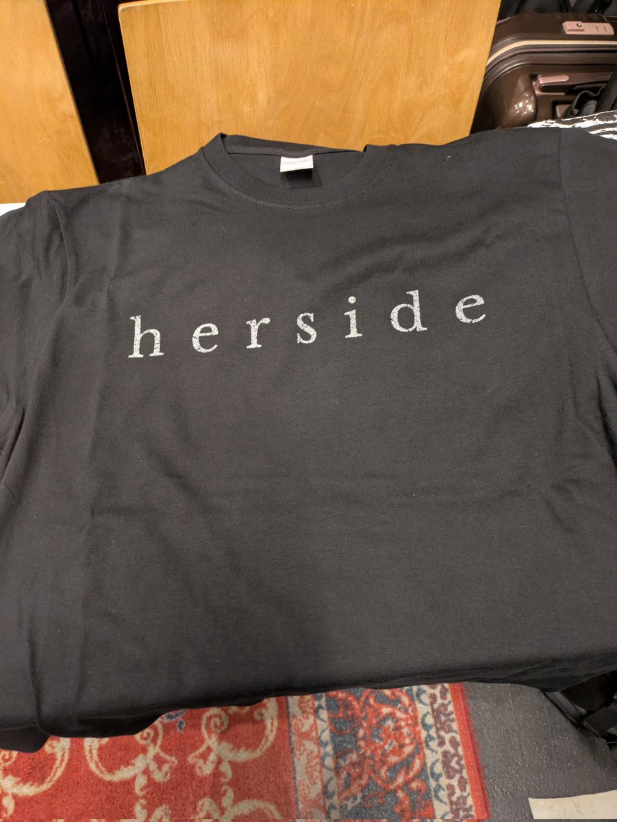herside_band's tweet photo. Tシャツ今日から販売しております。 https://t.co/hxtvT4ZKN4