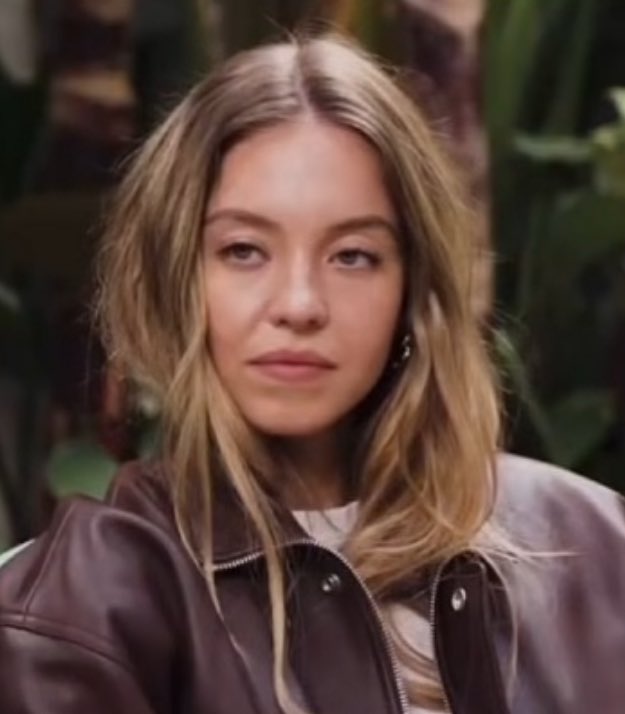 Il più grande sguardo mai fatto da una donna nella storia dell’umanità, sembra Göbbels è una cosa incredibile