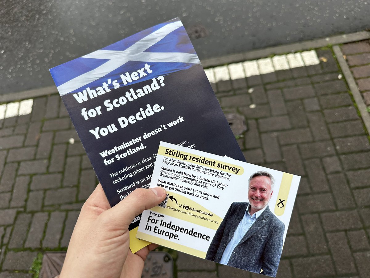 lxrobb's tweet image. 🥾 and we’re back at it in Callander. 6 months to go to get @AlynSmith elected as Stirling’s next @theSNP MSP.