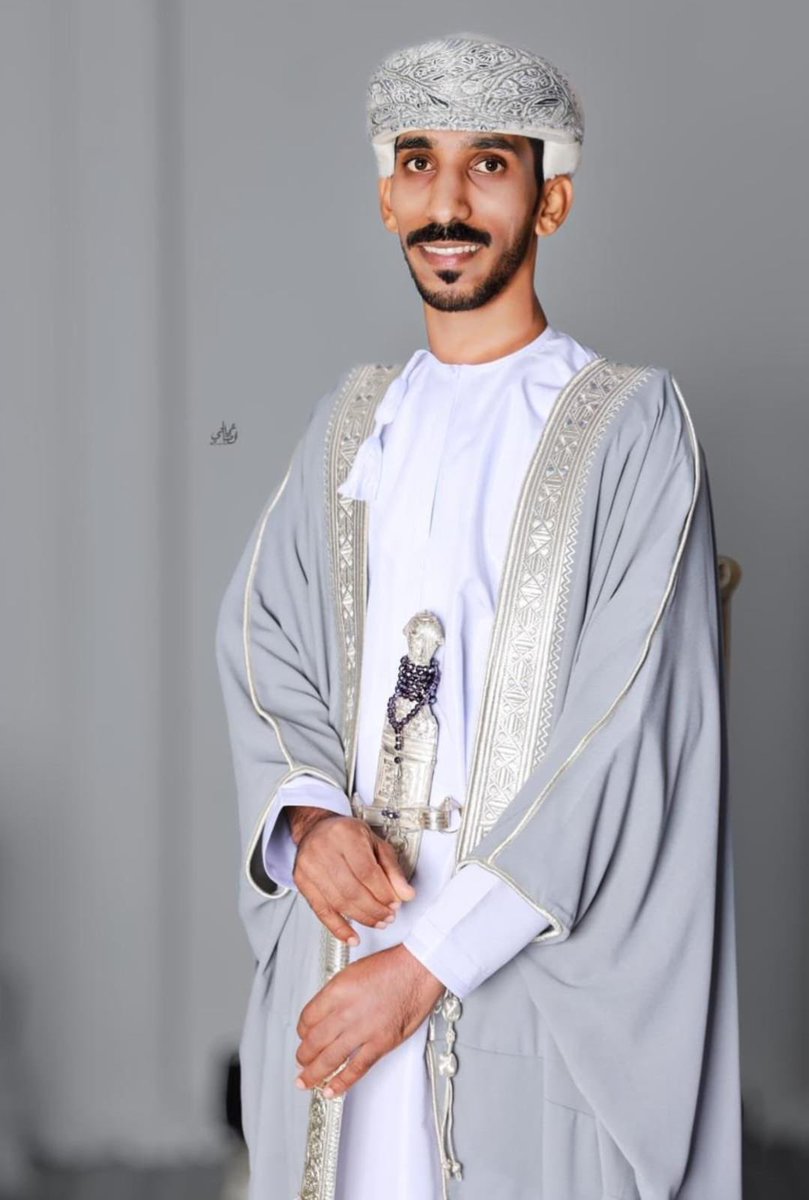 Abasah0's tweet photo. تهنئة: نهنئ العريسين: مصعب بن مبارك بن زايد الرديني، وعبدالرحمن بن سالم بن خميس الرديني بمناسبة عقد قرانهما البارحة في مجلس عباسة العام… https://t.co/Pzcmjx82TZ