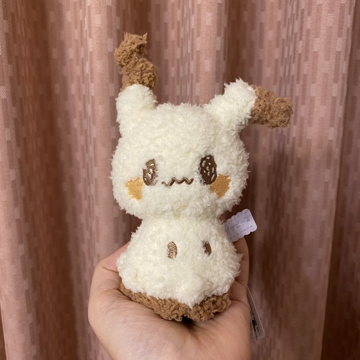 Re_07_game's tweet photo. 手のひらサイズのふわふわミミッキュが届いた🥰cute https://t.co/vronkrrrtX