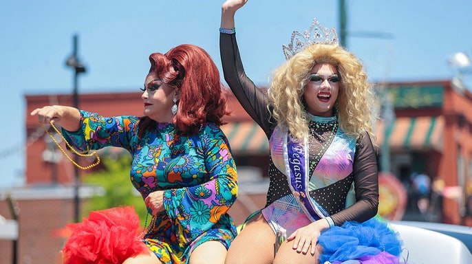🚨🇺🇸 ALERTE INFO : GRANDE VICTOIRE POUR LE TEXAS ET LES ENFANTS !

Une cour fédérale d’appel vient de rétablir la loi SB12, qui interdit les drag shows à caractère sexuel dans les lieux publics et en présence de mineurs.

Les organisateurs s’exposent à 10 000 $ d’amende.
Les