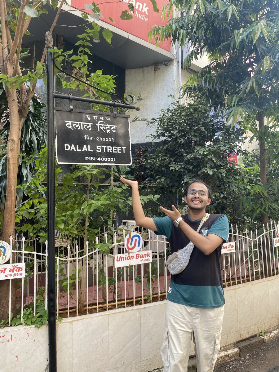 In Sapno ka Shahar, Bombay…
Har gali mein kahani, har mod pe armaan
Bombay meri jaan❤️🏙️  

#CityOfDreams