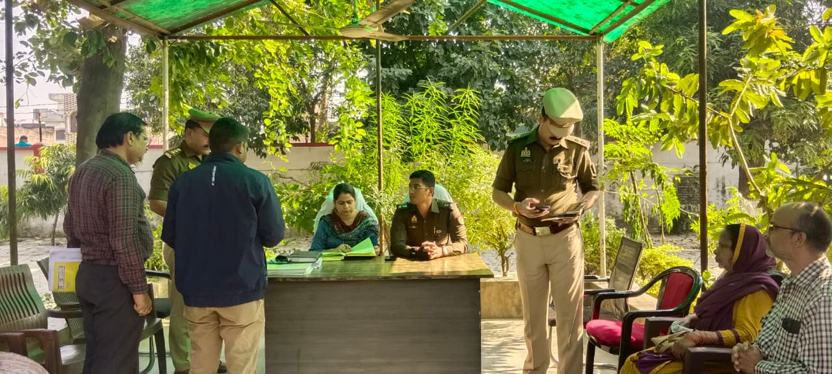 dmbijnor's tweet photo. आज 08 नवम्बर, 2025 को थाना हल्दौर में थाना समाधान दिवस के अवसर पर प्राप्त होने वाली शिकायतों का पूर्ण गुणवत्ता एवं मानक के अनुरूप निस्तारण करने हेतु सम्बन्धितों को आवश्यक दिशा-निर्देश दिये गये। https://t.co/wWwNJgjrR8