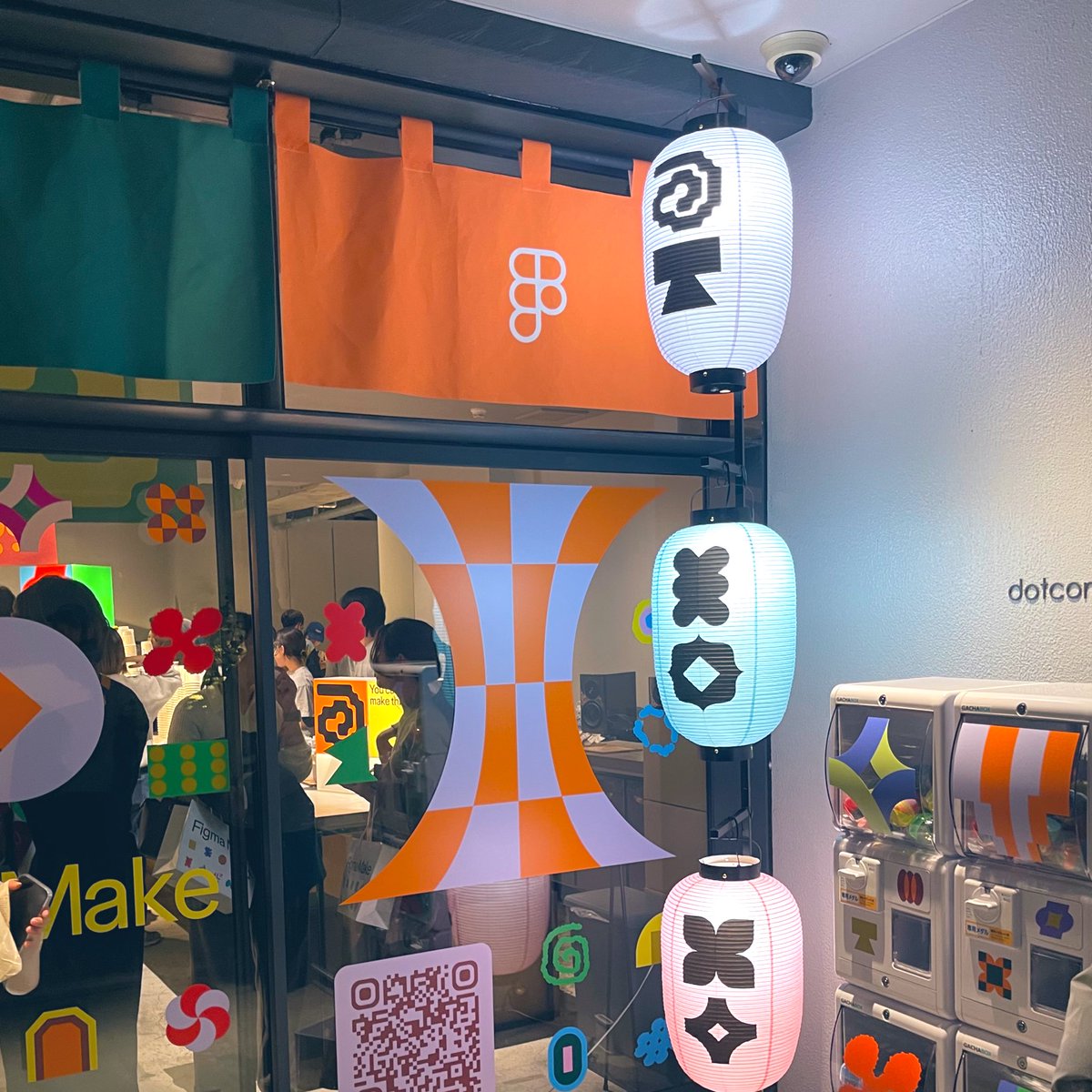yayugl's tweet photo. 抽選に外れたけどどうしてもFigma MCPのセッションを聞きたくてFigmaMakeCafeへ!
お土産も豪華で、カフェラテ飲みながら聞けて良い空間でしたー!長くネット上でやり取りしてた方ともリアルでお会いできて嬉しかった🫶😊
#FigmaMakeCafe https://t.co/w7xwnHXHH1
