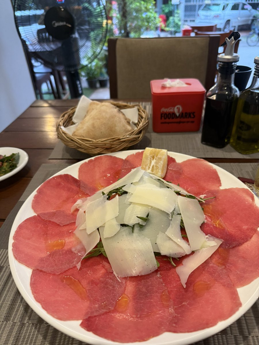 BizConnectorjp's tweet photo. 素材をイタリアから輸入してるらしく、かなり美味しかったです！
パブストからも近いしおすすめ

https://t.co/ANjZZy8rYw https://t.co/fqw3C1btO0