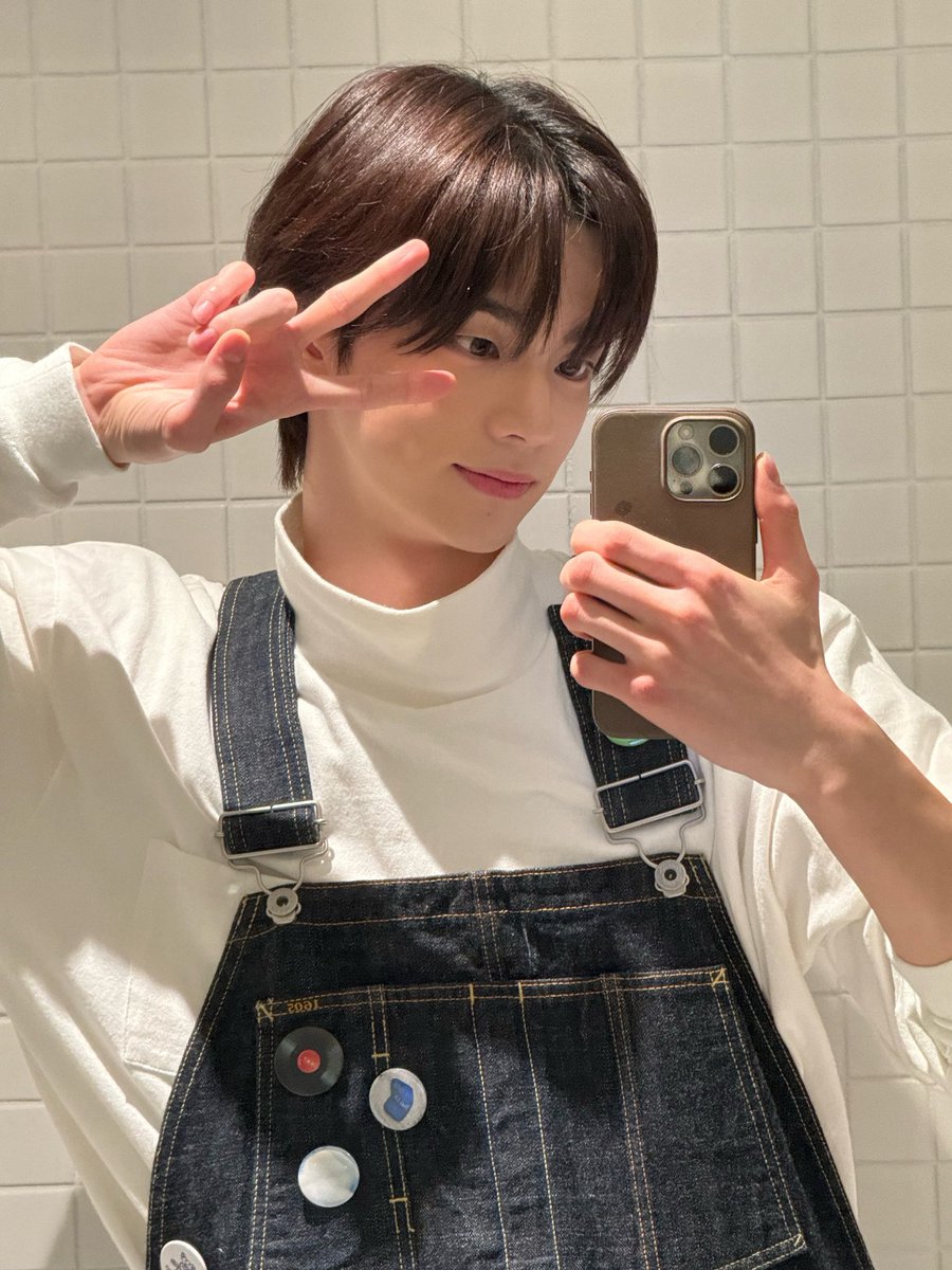ʜᴀʀᴜ tweet media