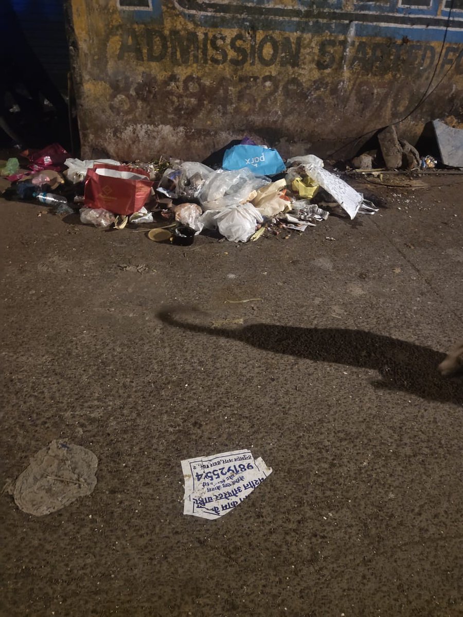 NareshBoudh3's tweet photo. @mybmc.
@AAPMumbai, @mybmcWardRS,
@MumbaiCF 

📄 BMC_Complaint_Marathi.pdf https://t.co/FmB1U1eFXn