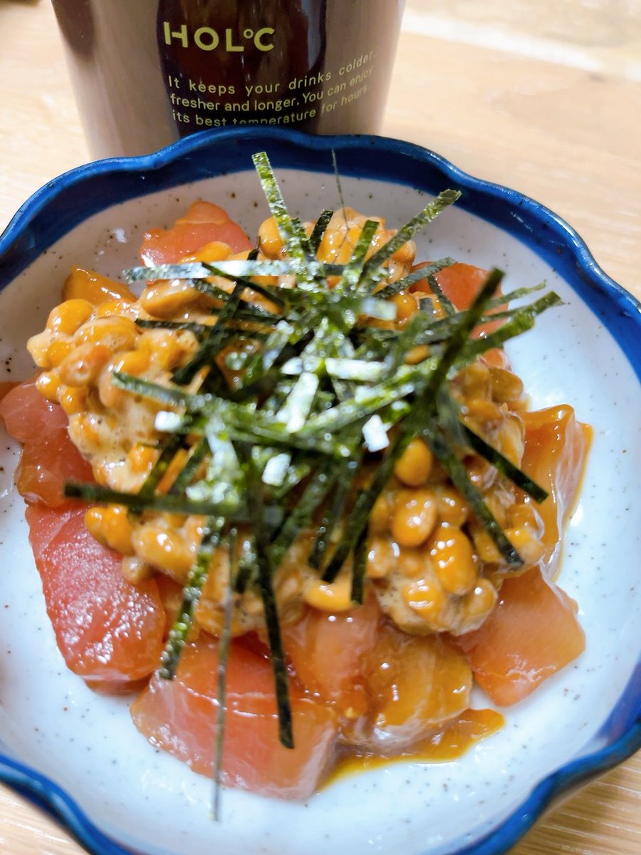 こんばんは

チーズパンにはちみつかけましたのやつとまぐろなっとぅです

朝と夜の違いを見てください。

#料理記録 #晩ごはん #おうちご飯 #晩酌のおとも