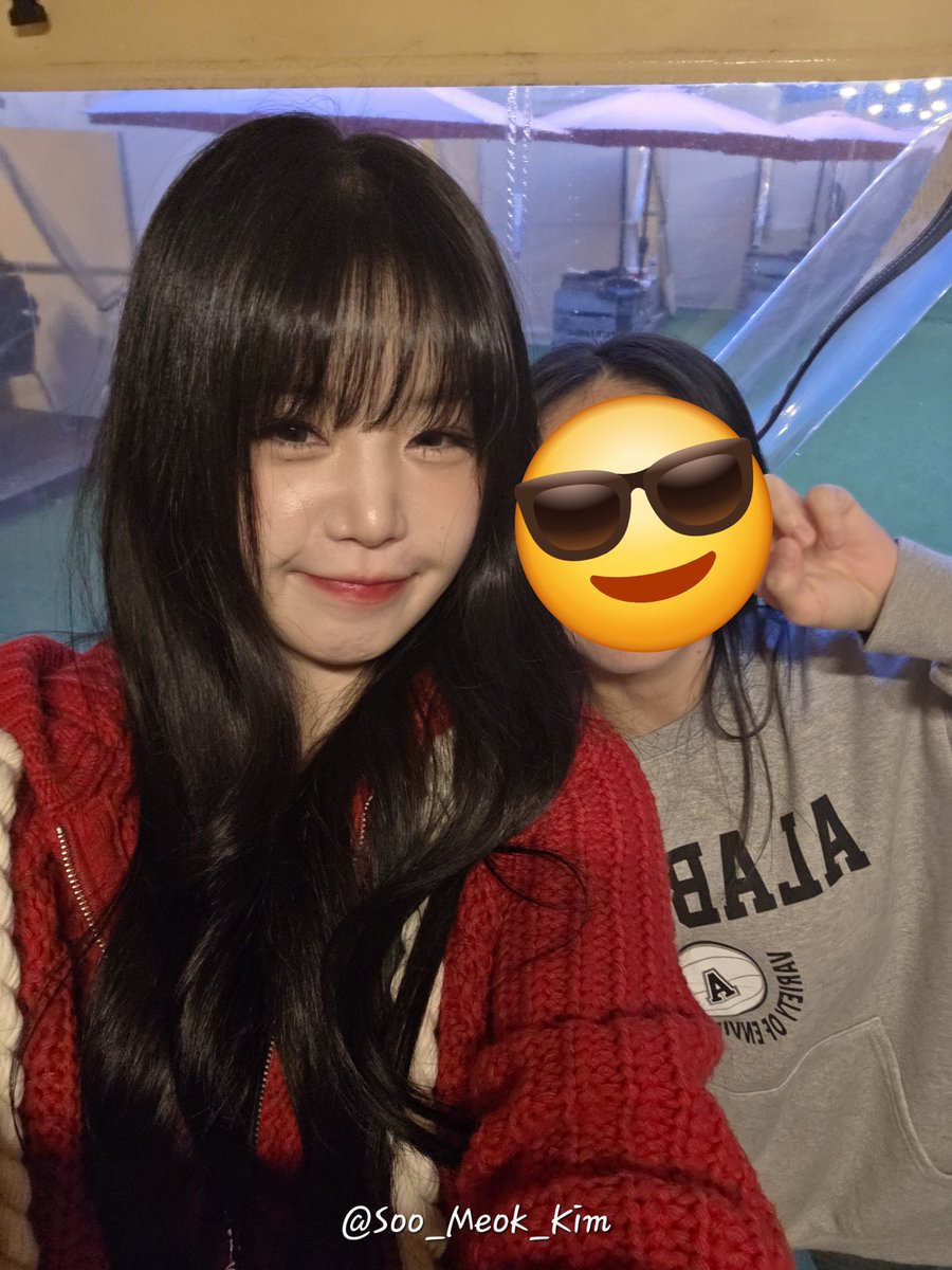 20251108 최애랑 셀카📷

급성 위염 때문에 고기는 못 먹었지만
아쉽다는 생각이 전혀 안 들 정도로 너무 행복한 시간이었어요!! 고마워요🥰💕

#수진 #SOOJIN