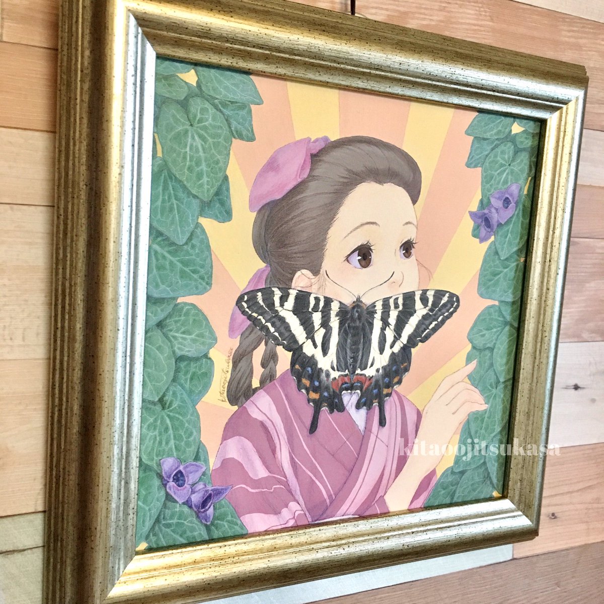 kitaoojitsukasa's tweet photo. 過去作【寒葵の君】

大正浪漫をテーマにした4作のうちの1作。
レトロな雰囲気の少女にあわせて、
ギフチョウと食草のカンアオイを描きました。

原画はBOOTHにて販売中です。
リンクは固定ポストをご覧ください。 https://t.co/bDMzduOWHI