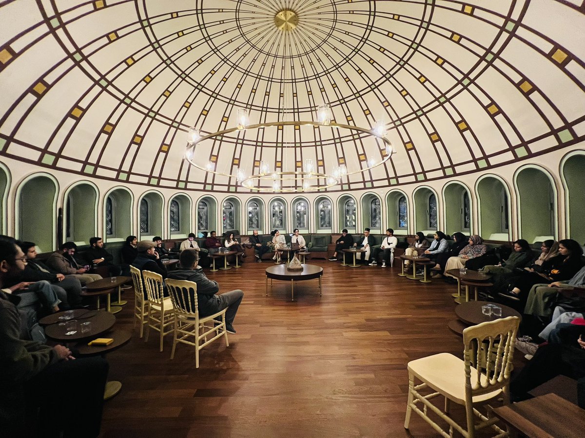 PAKSTURK, in collaboration with the KUSHOON Institute and The CSYGA, hosted a meaningful seminar with Dr. Rabia Akhtar at Taksim Camii Vakfı. The discussion focused on regional dynamics and the evolving strategic cooperation between Pakistan and Türkiye.

#PAKSTURK