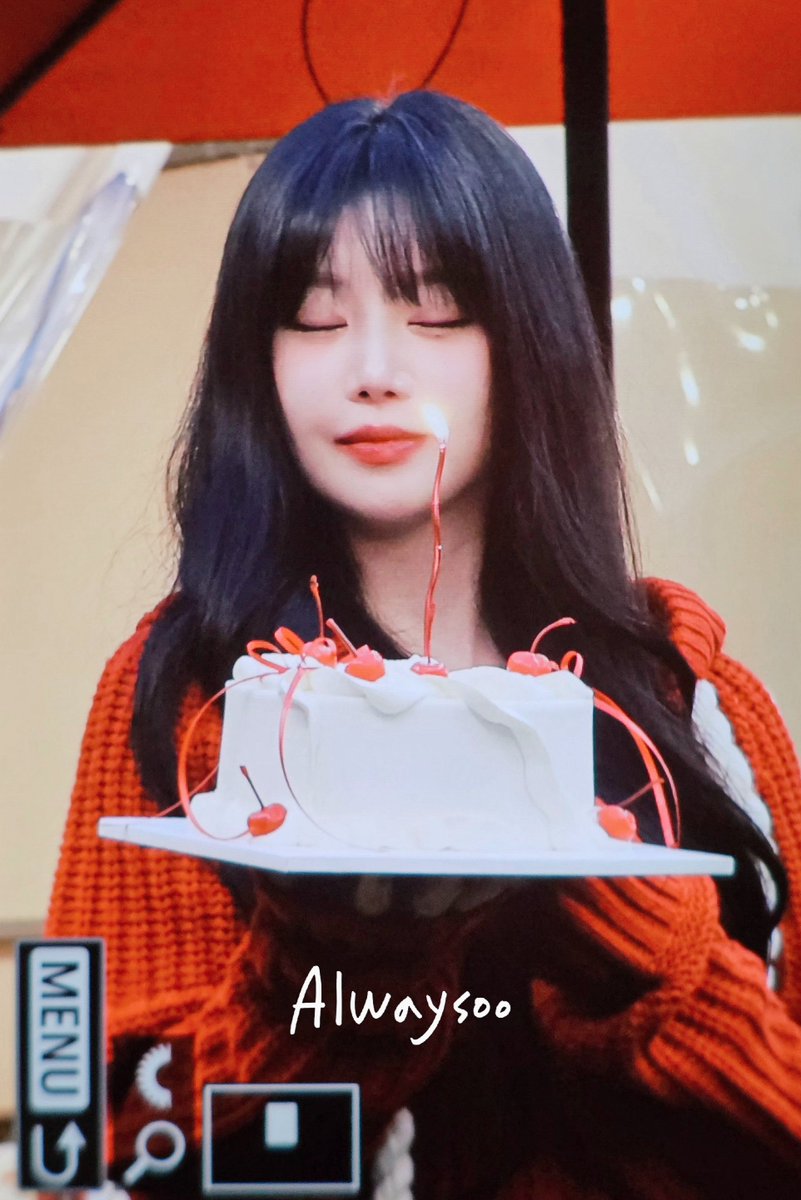 _Alwaysoo's tweet photo. 251108 '오늘도 내가 Chef. SOO'

2주년 축하해 수진아🎂

#수진 #SOOJIN https://t.co/h5wL3pny81