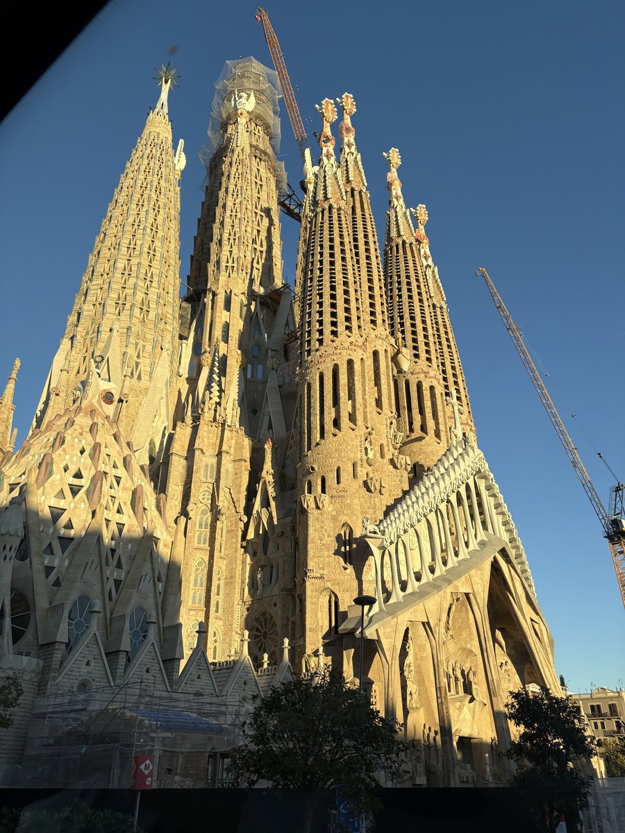 gryson_dirk's tweet photo. 4daagse Barcelona https://t.co/vnXq5438wJ
