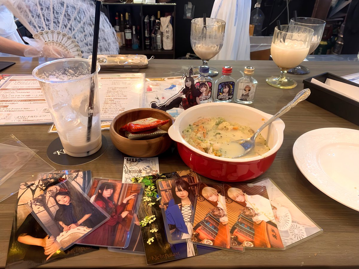 同郷の友達と初クラパラ！
ラストつむぎちゃんに逢えたし賑やかで楽しかったあ✧*｡(ˊᗜˋ*)✧*｡✧