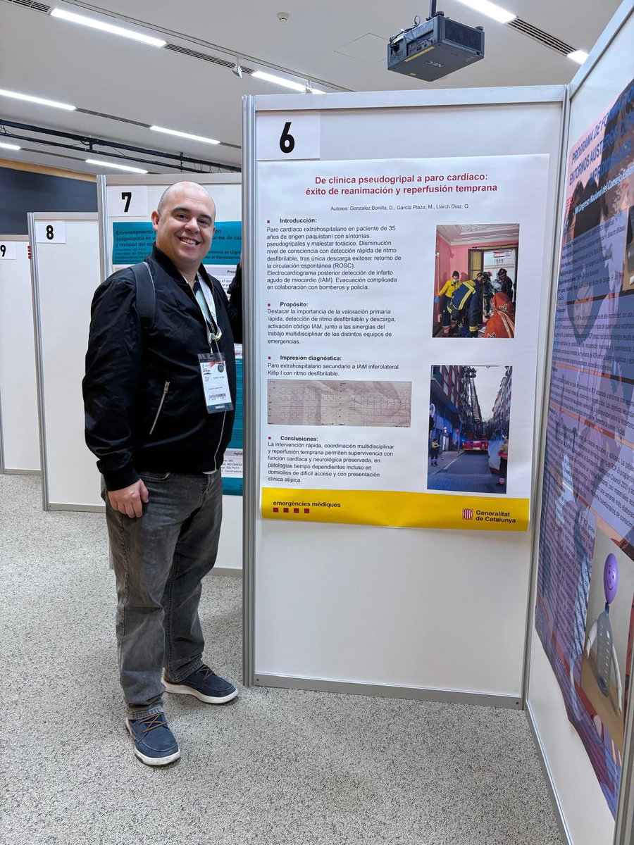 semgencat's tweet photo. Participem en el VIII Congreso Nacional del Consejo Español de Resucitación Cardiopulmonar (#CERCP). 📸 Imatges:
- Pòster presentat per Gerard Llarch sota el títol ‘De clínica pseudogripal a paro cardíaco: éxito de reanimación y repercusión temprana’.
- Pòster defensat per Dara González amb el títol ‘Caracter��sticas y pronóstico de los pacientes tratados con fibrinolíticos durante la reanimación cardiopulmonar extrahospitalaria’.
- Investigadors del SEM, presents en el congrés del #CERCP a València.