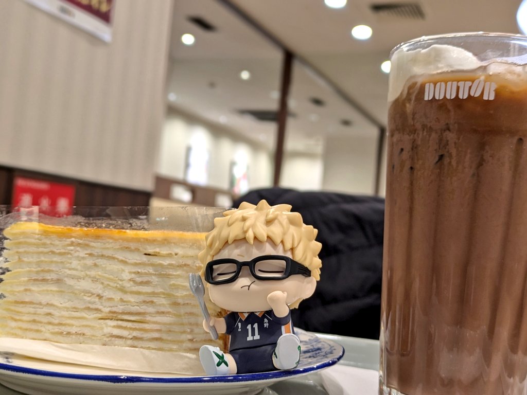新作のパリパリチョコキャラメルミルクレープは売り切れてた🥲

可愛い子が増えました💕💕💕

🌙「だから食べ物じゃなくて...」
可愛いモデルも居るでしょ？
🌙「...😑(ソウジャナイ)」