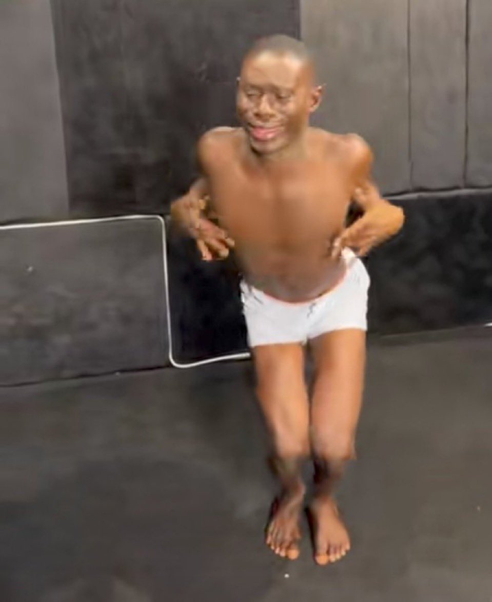 “Involve me”
You wey dey use 1500 naira perfume😒

Bullish on <a href="/spaace_io/">Spaace 🟠</a>