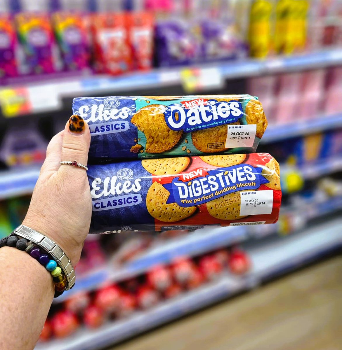 Poundstretcher1's tweet image. Sweet news! 😍 Elke's biscuits have just landed in-store!

Even better they are perfect for dunking in your cuppa ☕🍪 Pop in today grab your favourites while they’re fresh on the shelves! Prices start from 89p

#NewInStore #ElkesBiscuits #TreatYourself