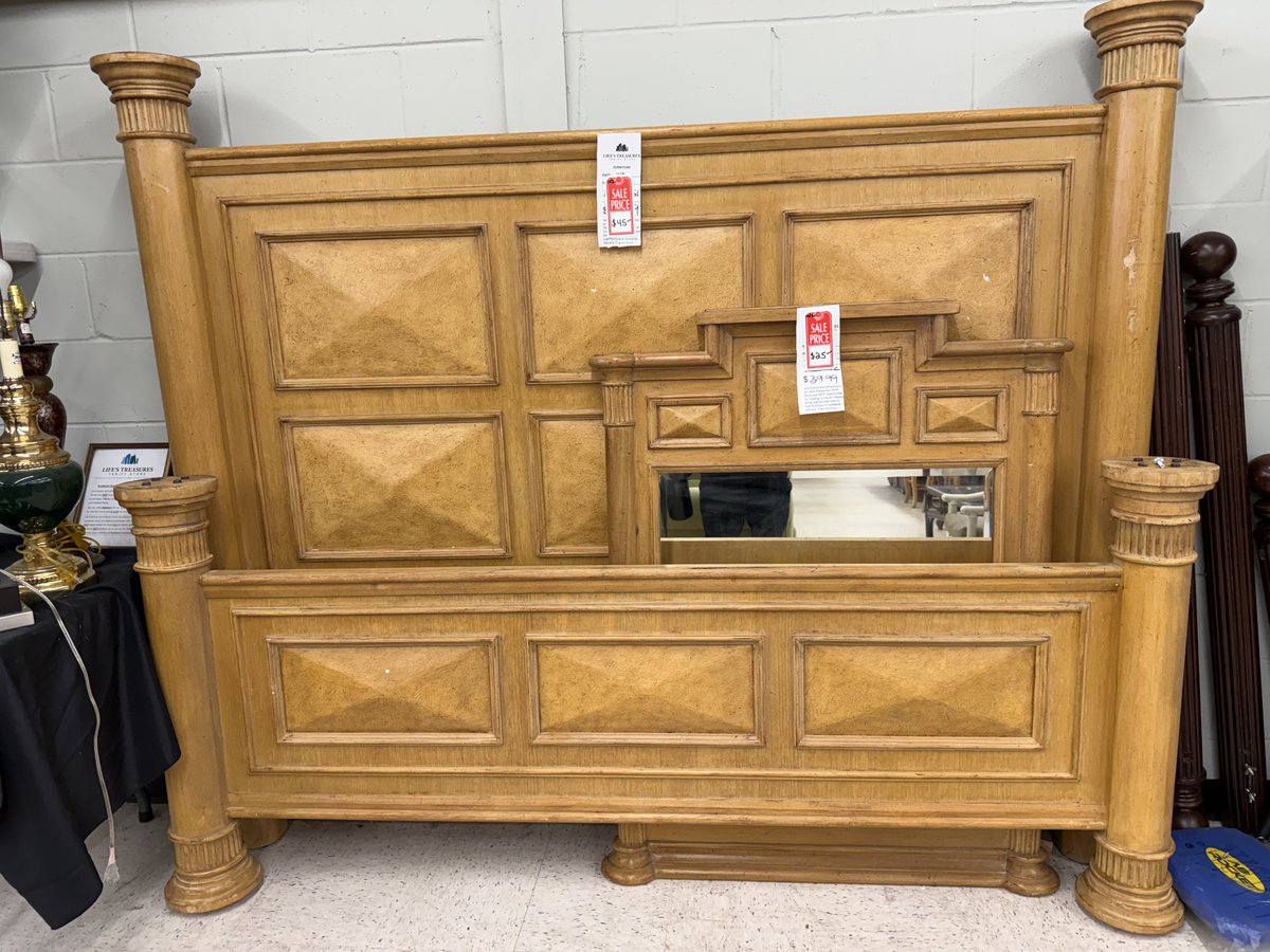 LT_Thrift's tweet image. LAST DAY of the Life&apos;s Treasures 50% off STORE WIDE SALE today at ALL locations! Save an HALF OFF on everything in the store. 11/8

𝑃ℎ𝑜𝑡𝑜𝑠 𝑎𝑟𝑒 𝑓𝑟𝑜𝑚 𝑜𝑢𝑟 𝑍𝑒𝑝ℎ𝑦𝑟ℎ𝑖𝑙𝑙𝑠 𝑠𝑡𝑜𝑟𝑒.   #thrift #thriftingcommunity #hospicethrift