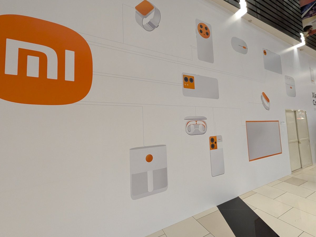 platoon_amb's tweet photo. Xiaomiストア イオンモール幕張新都心オープン予定地！
#Xiaomi #XiaomiStore https://t.co/9NJ8xpk0Dc