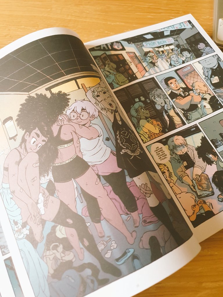 L'intégral de Midnight Tales, l'univers crée par <a href="/MathieuBablet/">Mathieu Bablet</a> est sortie, a noté que c'est la 1ere fois que je taffais avec Mathieu et ce qui m'a fait comprendre que ça serait intéressant et cool de bosser lui sur Shin Zerø !