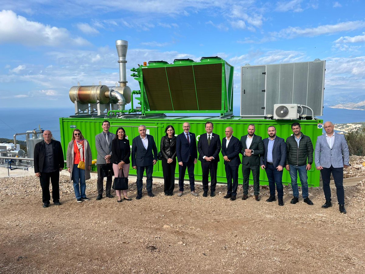 Edvin Skrt tweet media