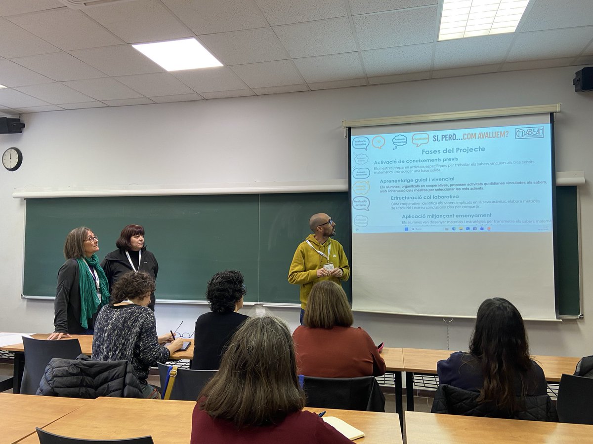 escolaguinardo's tweet photo. L’Olga, el Joan i la Maria Rosa expliquen el paper de l’ #avaluacio en un treball d’”Aprenentatge cooperatiu i tutorització entre iguals: una estratègia per consolidar sabers matemàtics” #27jabeam @matesAbeam @innovamat_cat #matesmolen https://t.co/3r8HiYx6LQ