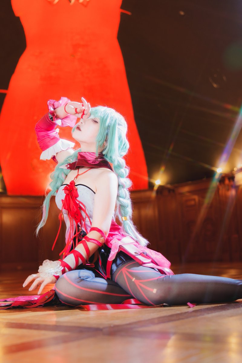 ꧁꧂──────────
           鳴潮  𓆸  フローヴァ
 
photo <a href="/ryo_omocha/">りょー</a>
──────────꧁꧂
#川久ハロウィン2025
#WutheringWaves  #Phrolova