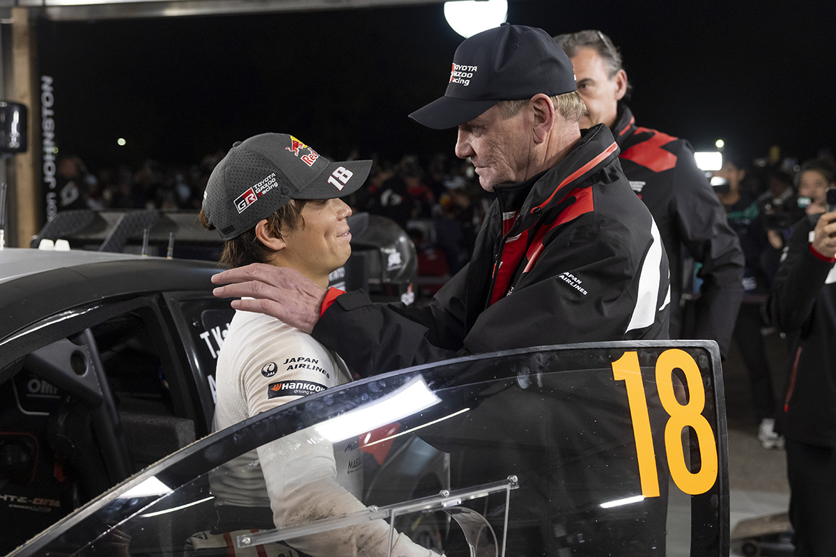 オジエとエヴァンスがラリー・ジャパンで激しい首位攻防！　オジエが6.5秒リードで最終日へ。

初優勝への期待がかかった勝田は無念リタイア！

#wrcjp wrc.rallyx.net