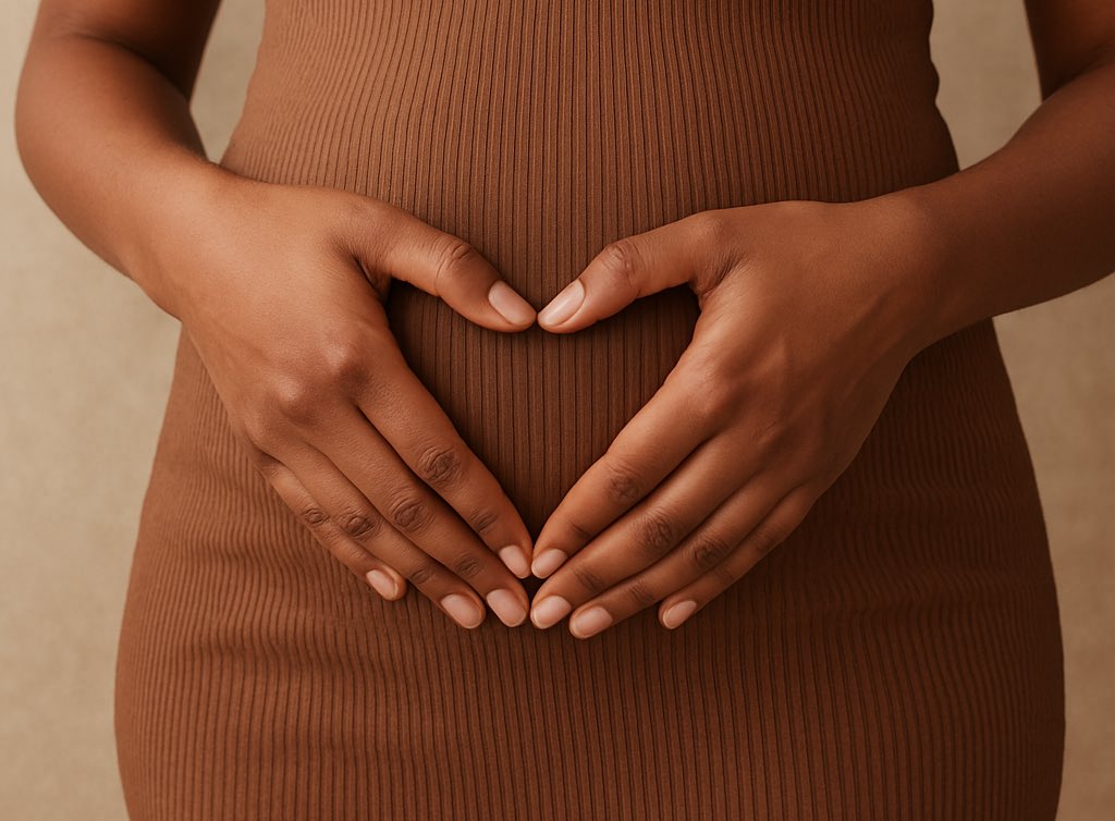 “À toute femme enceinte, je voudrais demander affectueusement : protège ta joie, que rien ne t’enlève la joie intérieure de la maternité. Cet enfant mérite ta joie.
Ne permets pas que les peurs, les préoccupations, les commentaires d’autrui ou les problèmes éteignent cette joie