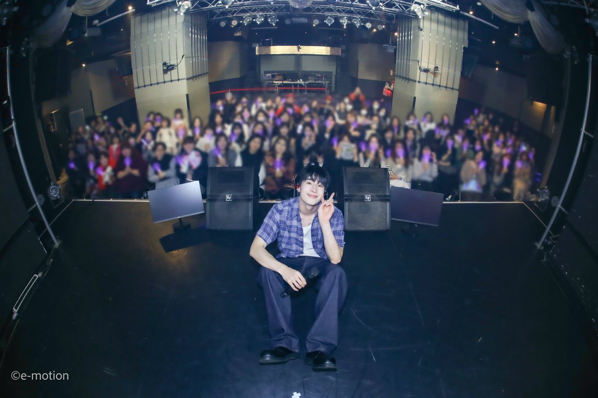 [📸]
CHILL ON 1st STAGE ✨

#한승우 #HANSEUNGWOO #ハンスンウ
#CHILL_ON_STAGE 　
<a href="/HanSeungWoo_twt/">한승우(Han Seung Woo)</a> 
<a href="/wooya_twt/">우야 (wooya)</a> 
<a href="/auraentofficial/">아우라엔터테인먼트 Official</a>