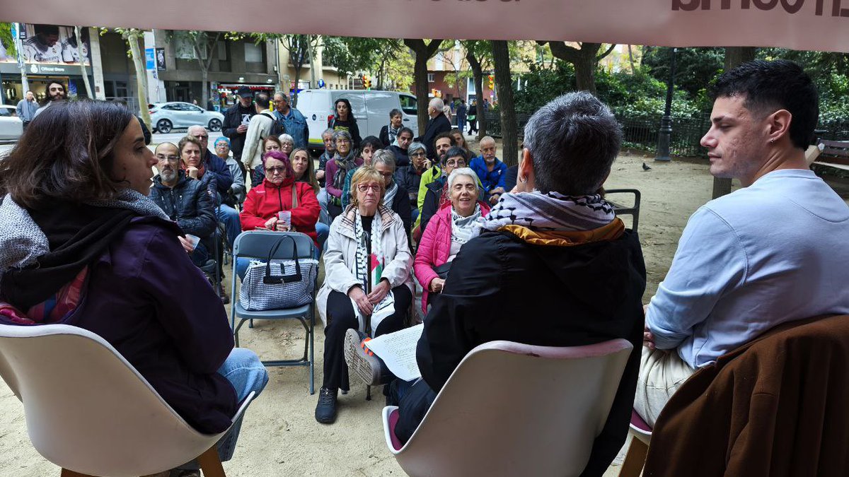 Davant la ciutat i els barris desbordats pel turisme massiu hi ha respostes per garantir el dret a la ciutat:
Regulació dels lloguers, control del turisme, fre a l’especulació, suport al comerç dels barris. 

Acte a Sagrada Família <a href="/bcnencomu/">Barcelona En Comú</a>