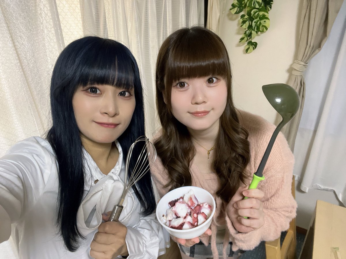 Meteor_0115_'s tweet photo. 本日はラストオフ会のたこパでした！ありがとうございました✨
明日はついにラストライブです。
阿倍野ROCKTOWNさんにてお待ちしております🌟
https://t.co/ptm5yQyWlI

#Meteor
#めておーるちゃん https://t.co/oEtDbiehEF