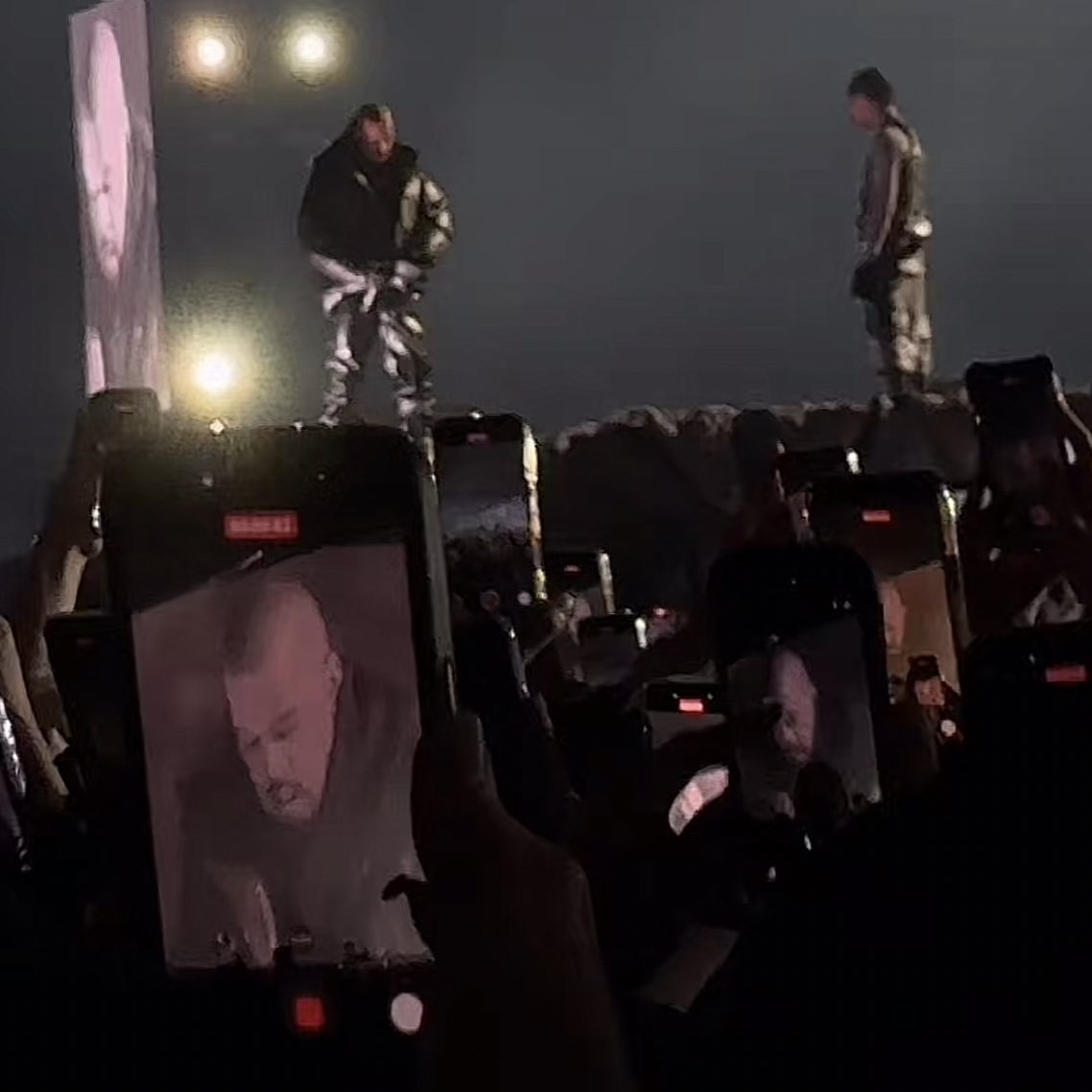 Ye Updates (Fan Account) tweet media