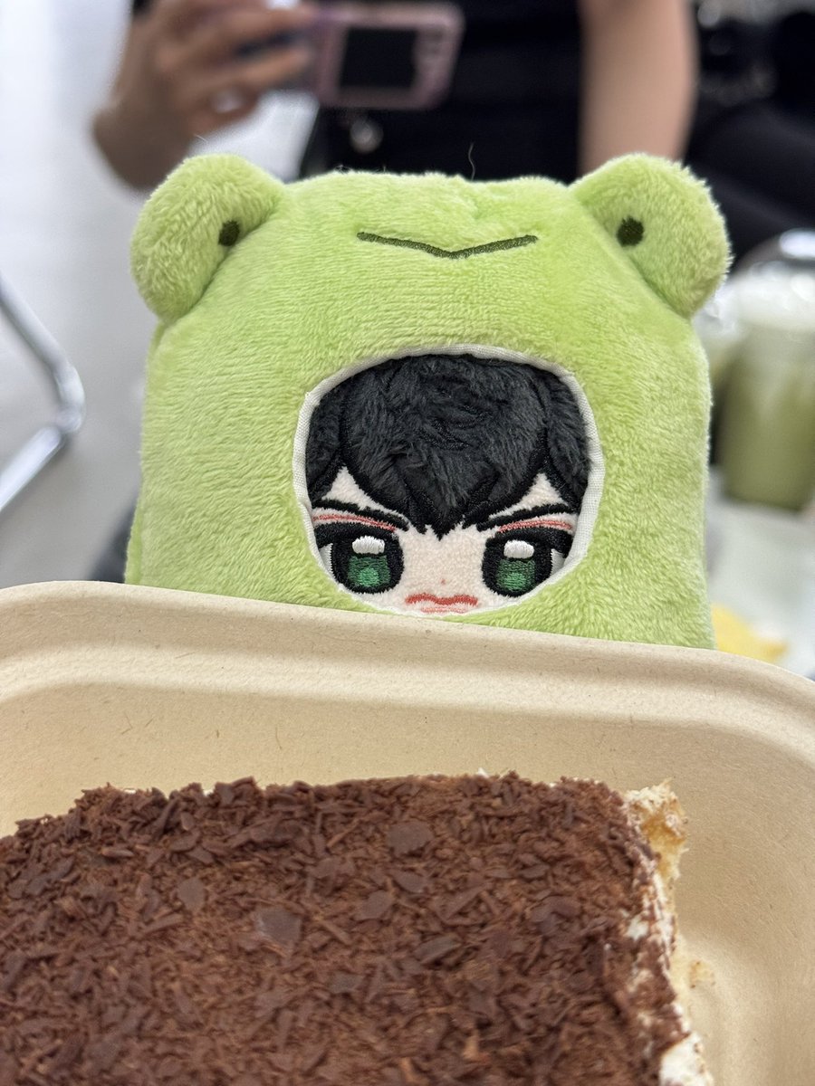 I would love to believe that keromingming enjoyed his birthday as well 😂

#HaminsAtelier