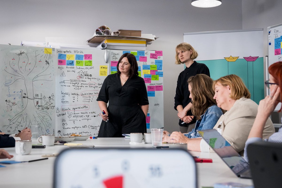 🏗️Lai būvi nodotu ekspluatācijā un reģistrētu uz to īpašumtiesības, šobrīd cilvēkam jāiet uz trīs dažādām iestādēm. 
Esam pieteikušies vienotā būves datu reğistrācijas procesa transformāciju. 
🔍 Vairāk inovacija.mk.gov.lv/lv/jaunumi/ieg…
#būve #būvniecība #kadastrs #ekspluatācija #inovācija