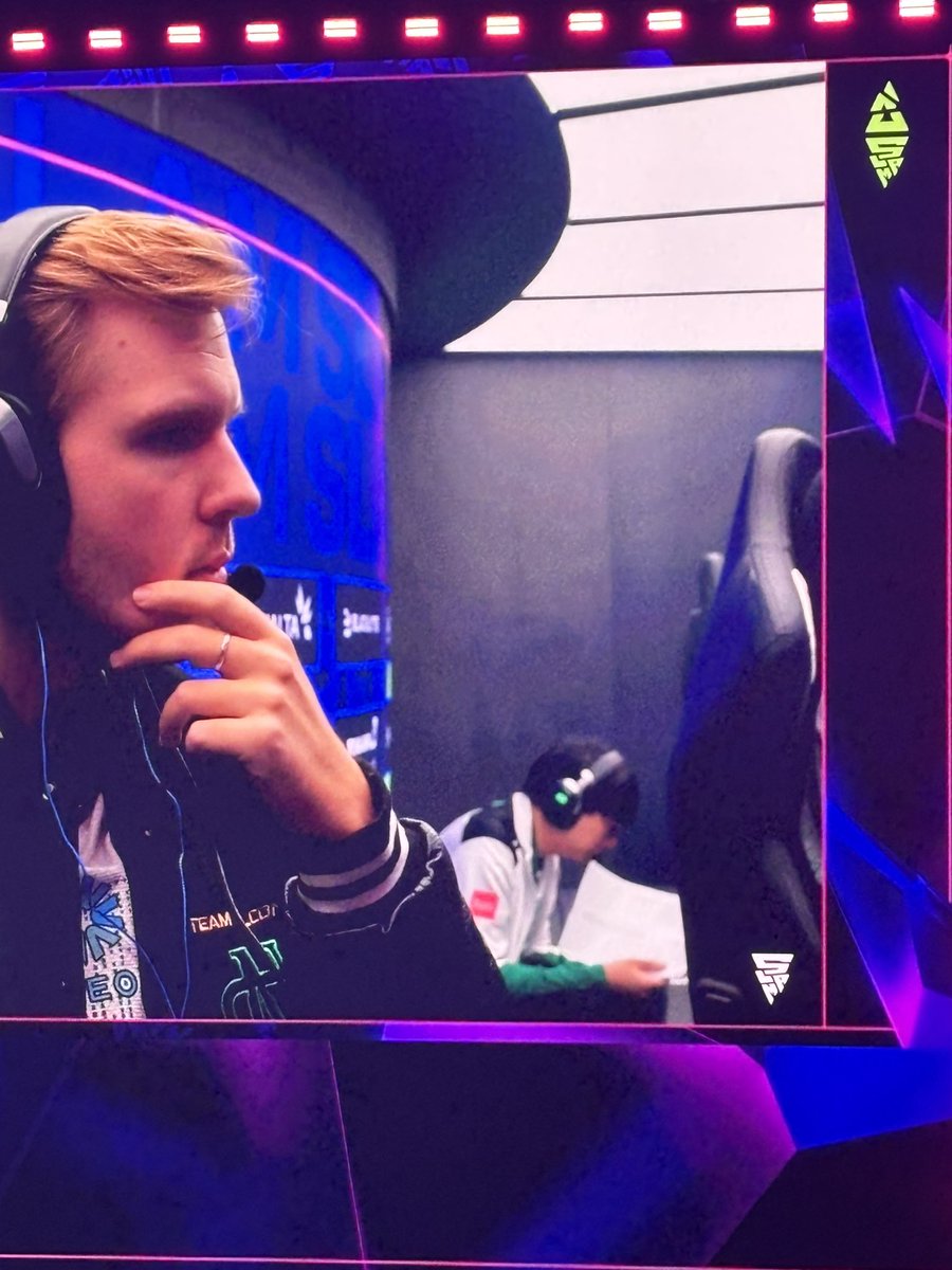 ℘ཞıŋƈɛʂʂყąŋŋ. tweet media