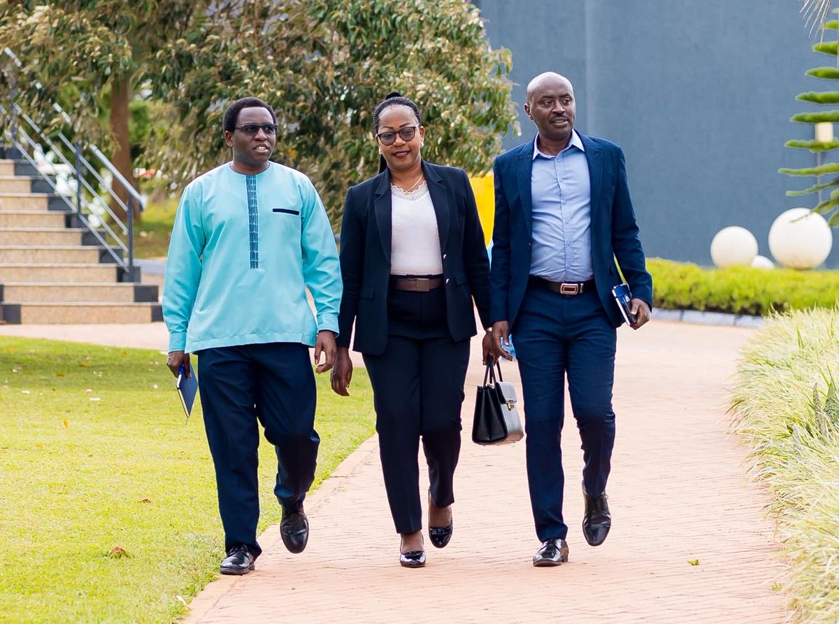 Unity Club tweet media