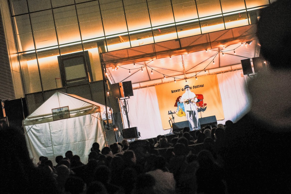 🌱⌇Photo &amp; Setlist

つじあやの <a href="/tsujiayanostaff/">つじあやの_スタッフ</a> 
<GREEN STAGE>

[setlist]
M1. しあわせなエブリデイ
M2. 明日きっと
M3. ルージュの伝言
M4. 僕らの合言葉
M5. 風になる

photo by <a href="/onoshuugo_photo/">小野 秀梧 / photographer</a>