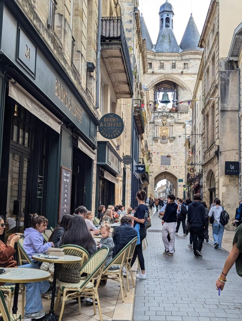 irisarchaki's tweet photo. If love at first sight exists, Bordeaux will steal your heart 💖 From elegant streets to hidden gems, every corner is pure magic✨
#France #Bordeaux  #HiddenGems #Travel #happysaturday https://t.co/iukaO9GYdI