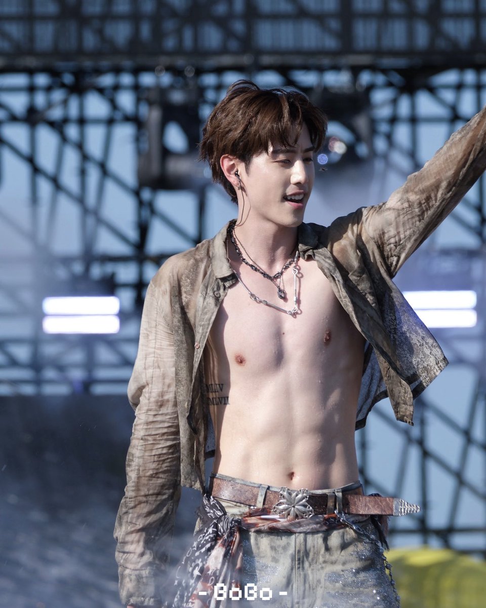 AumYaowalack's tweet image. รูปดีมาก เขินทุกสิ่งอย่าง😭😭😭😭😭

MARK TUAN IN MACAO
#MARKTUANxWATERBOMBMACAO
#MarkTuan